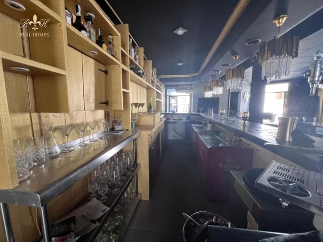 Commercial for rent in Altea - € 1,000 (Ref: 8358279)