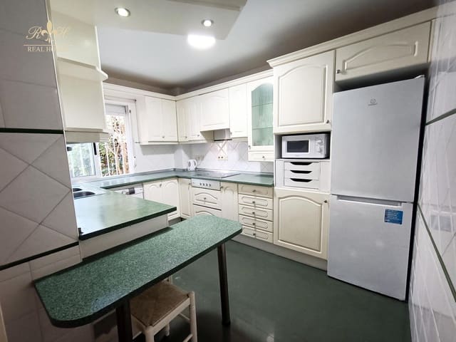 4 bedroom Townhouse for sale in Sierra Helada, Benidorm with garage - € 480,000 (Ref: 8418201)