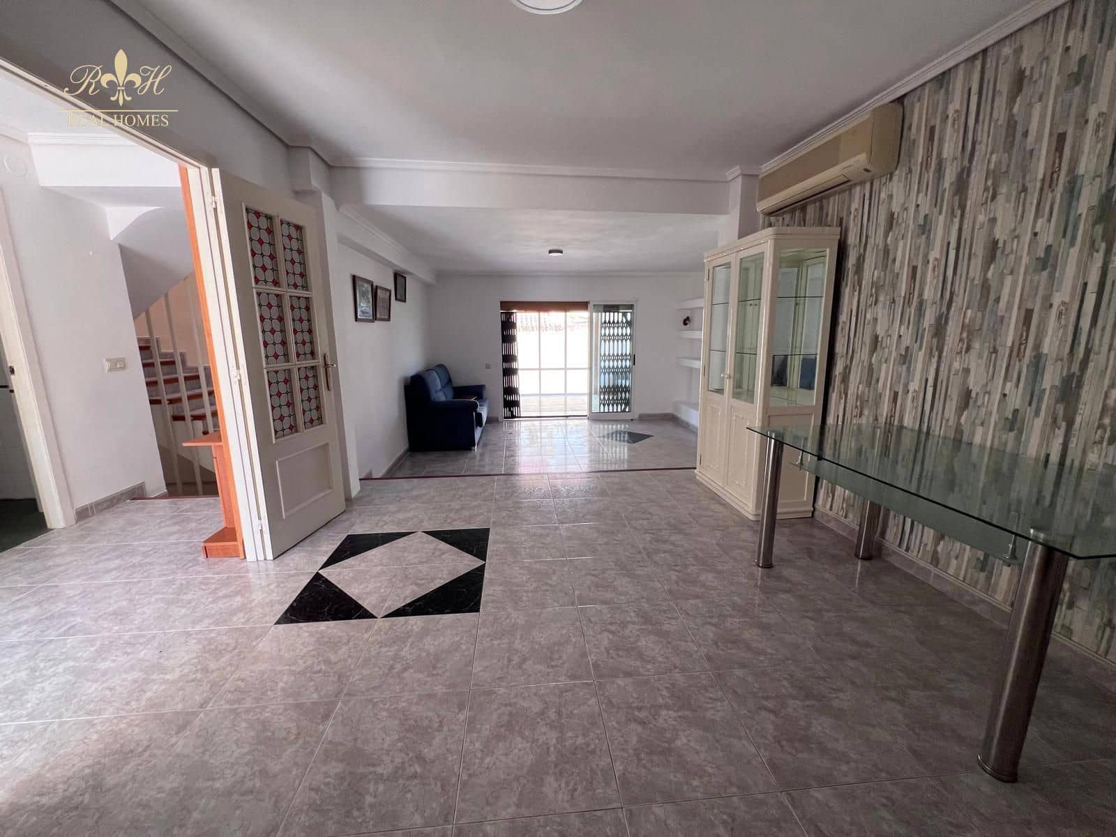 4 soveværelse Byhus til salg i Benidorm med garage - € 480.000 (Ref: 8418201)