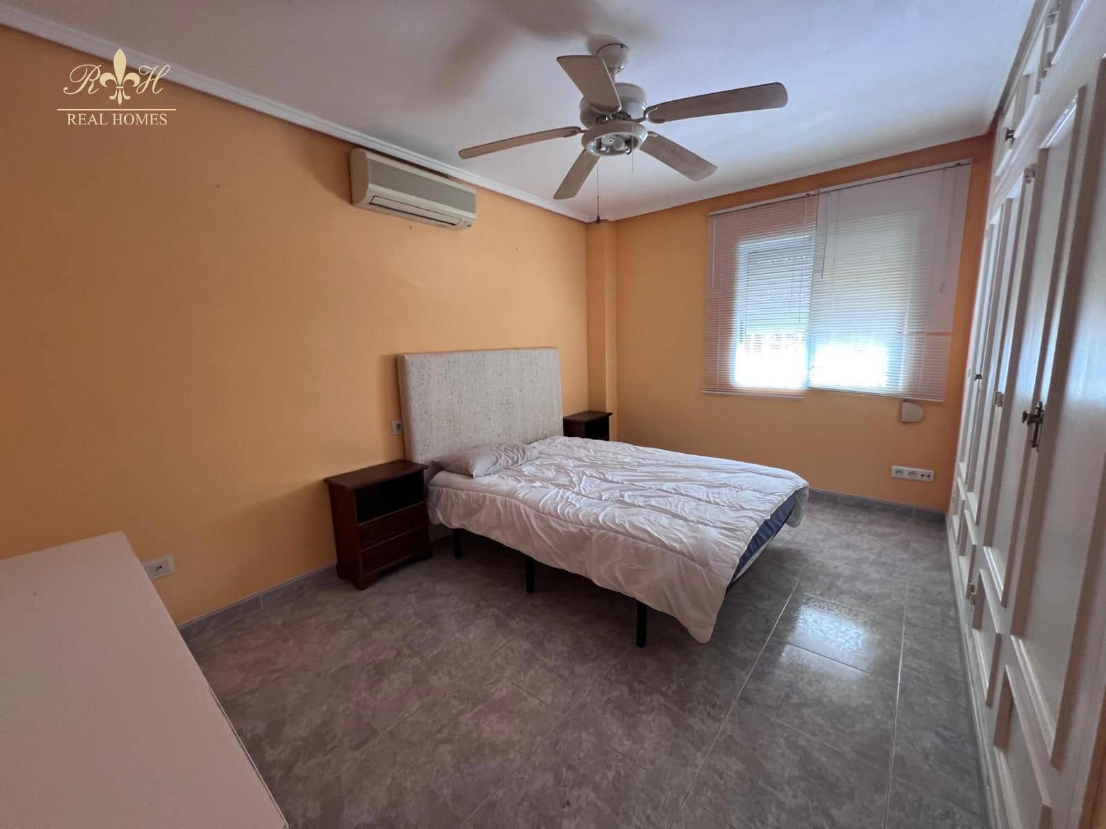 4 soveværelse Byhus til salg i Benidorm med garage - € 480.000 (Ref: 8418201)