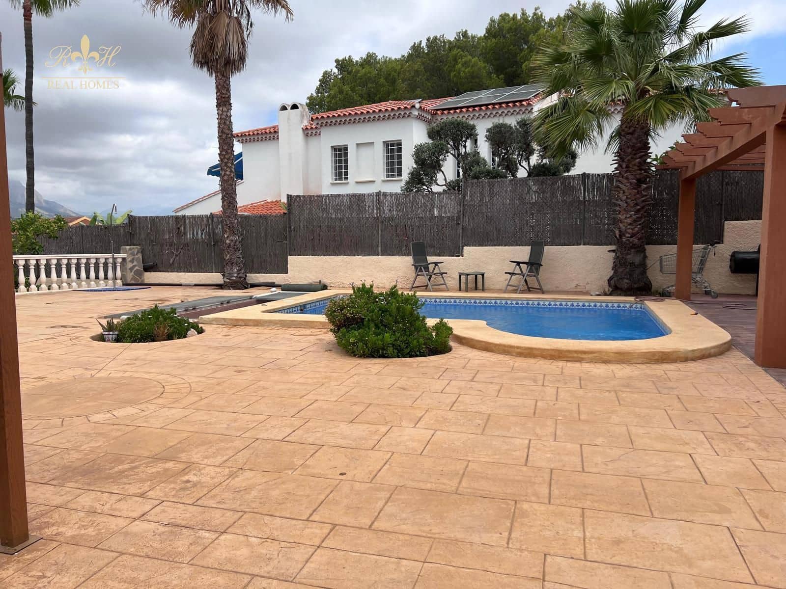 4 soveværelse Byhus til salg i Benidorm med garage - € 480.000 (Ref: 8418201)