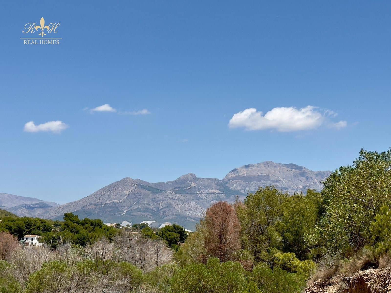 4 sypialnia Dom na sprzedaż w Alfaz del Pi / L'Alfas del Pi z basenem garażem - 598 000 € (Ref: 8427714)