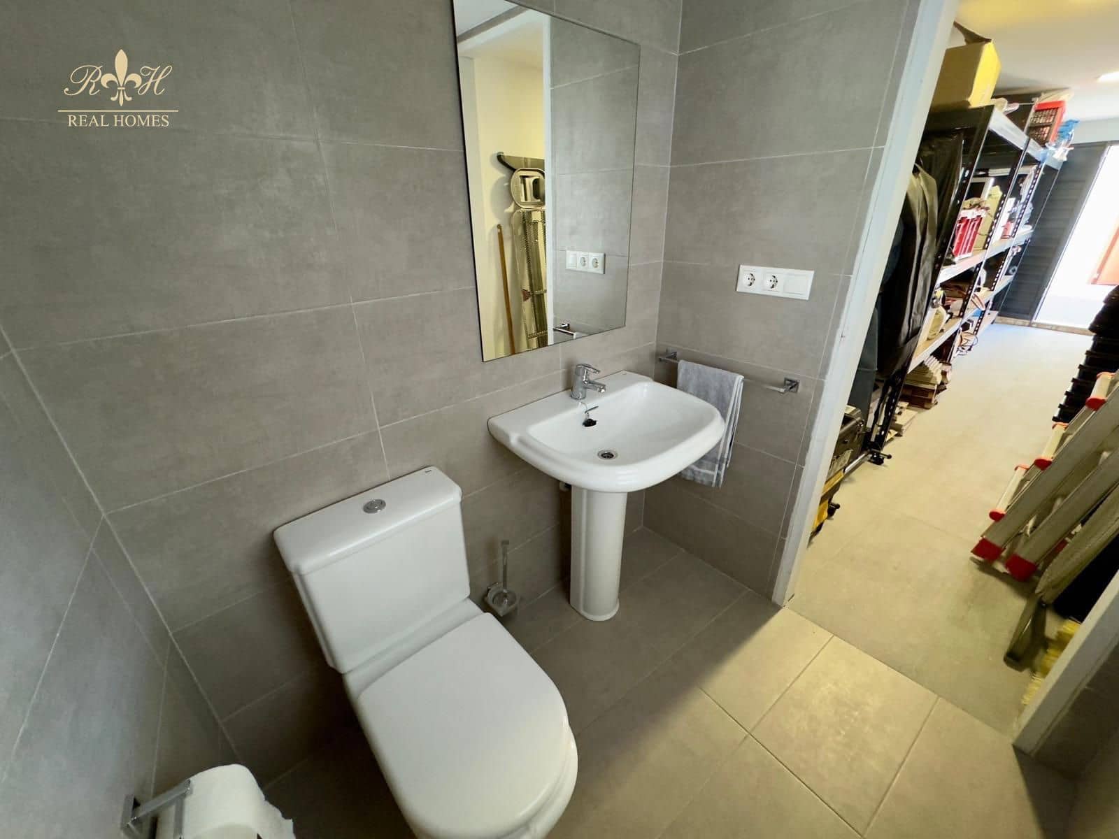 4 sypialnia Dom na sprzedaż w Alfaz del Pi / L'Alfas del Pi z basenem garażem - 598 000 € (Ref: 8427714)