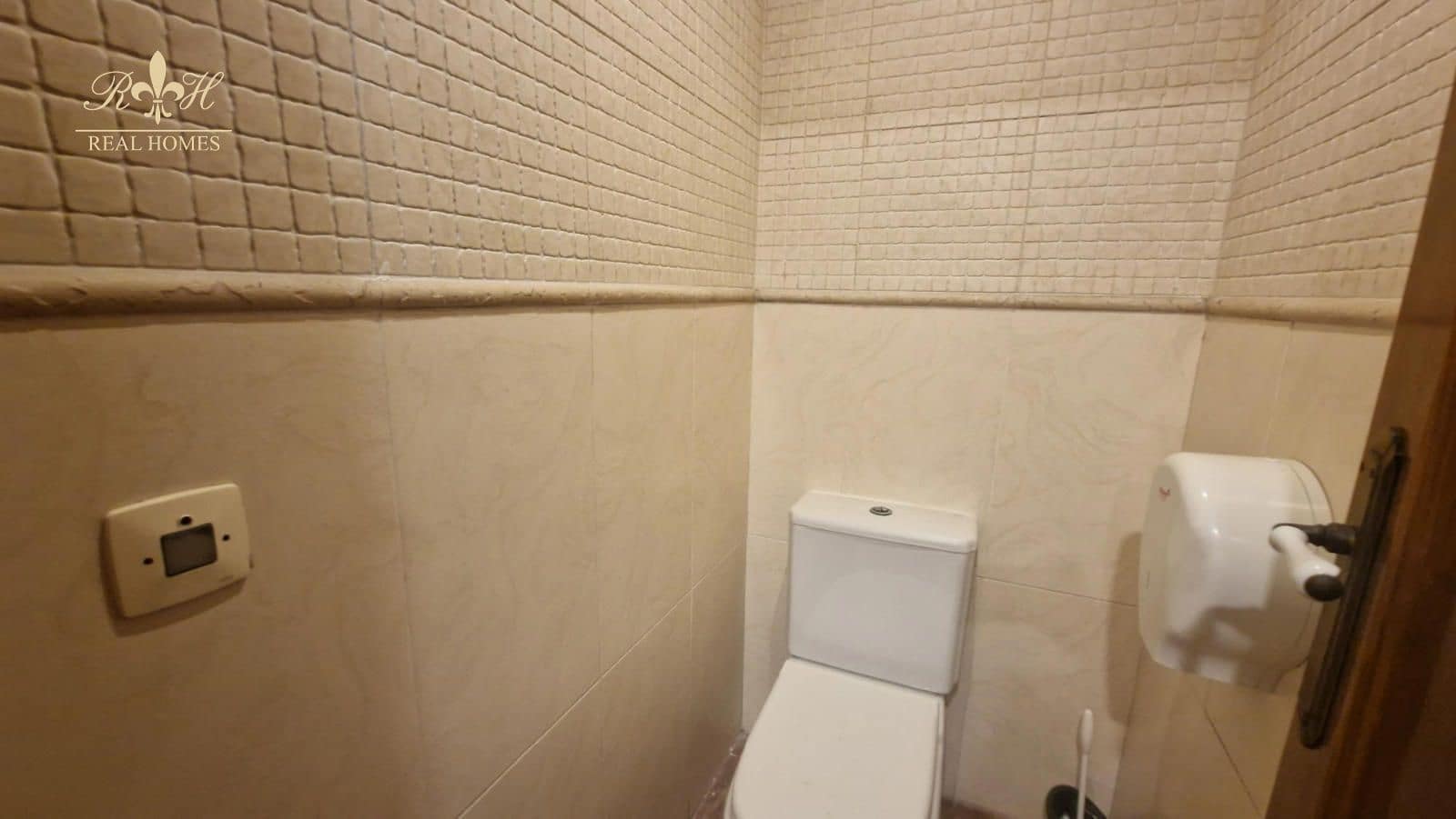 Erhverv til salg i Benidorm - € 435.000 (Ref: 8441042)