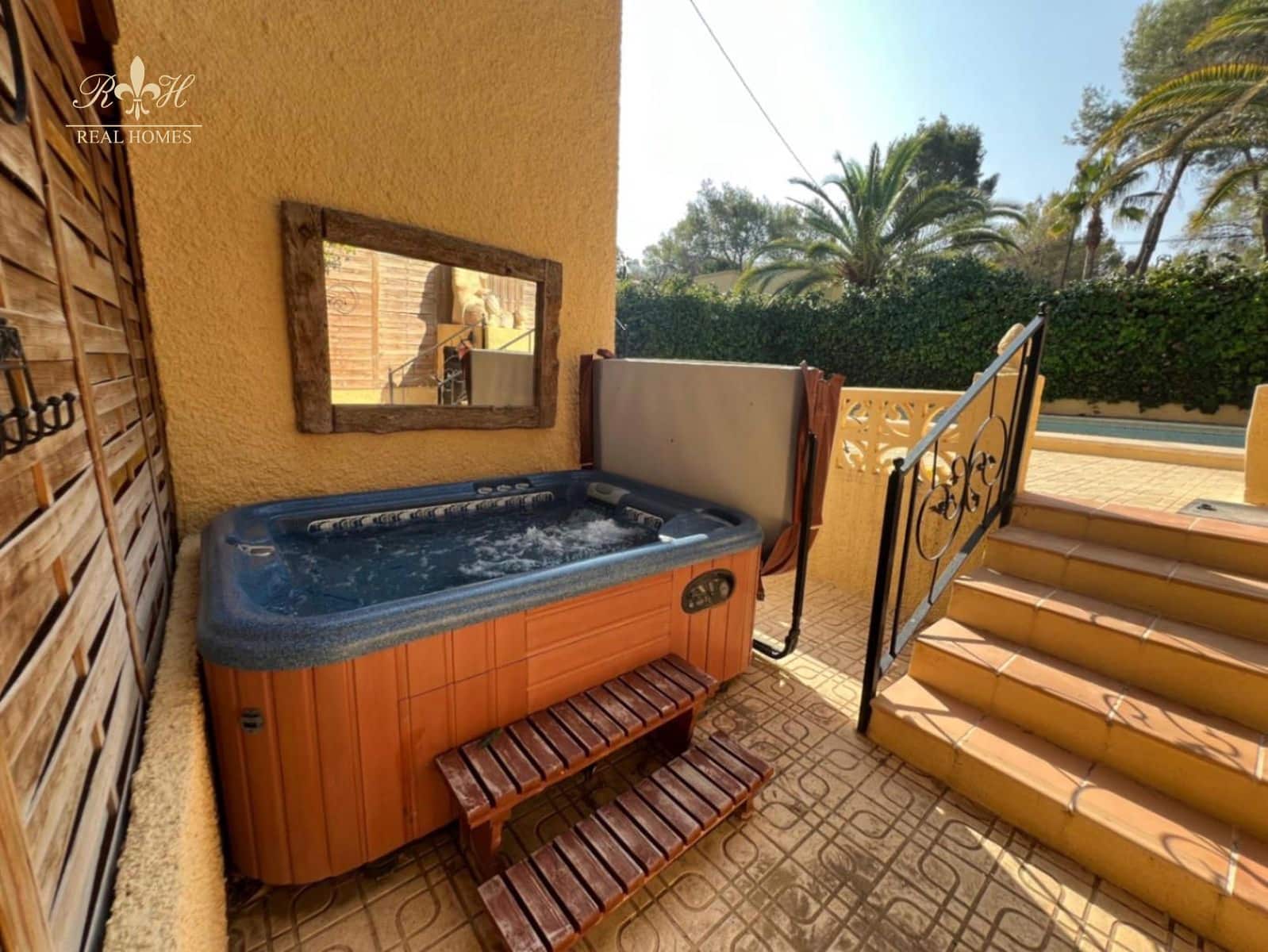 Villa/Maison de 4 chambres à louer à Albir avec piscine garage - 3 500 € (Ref: 8489480)