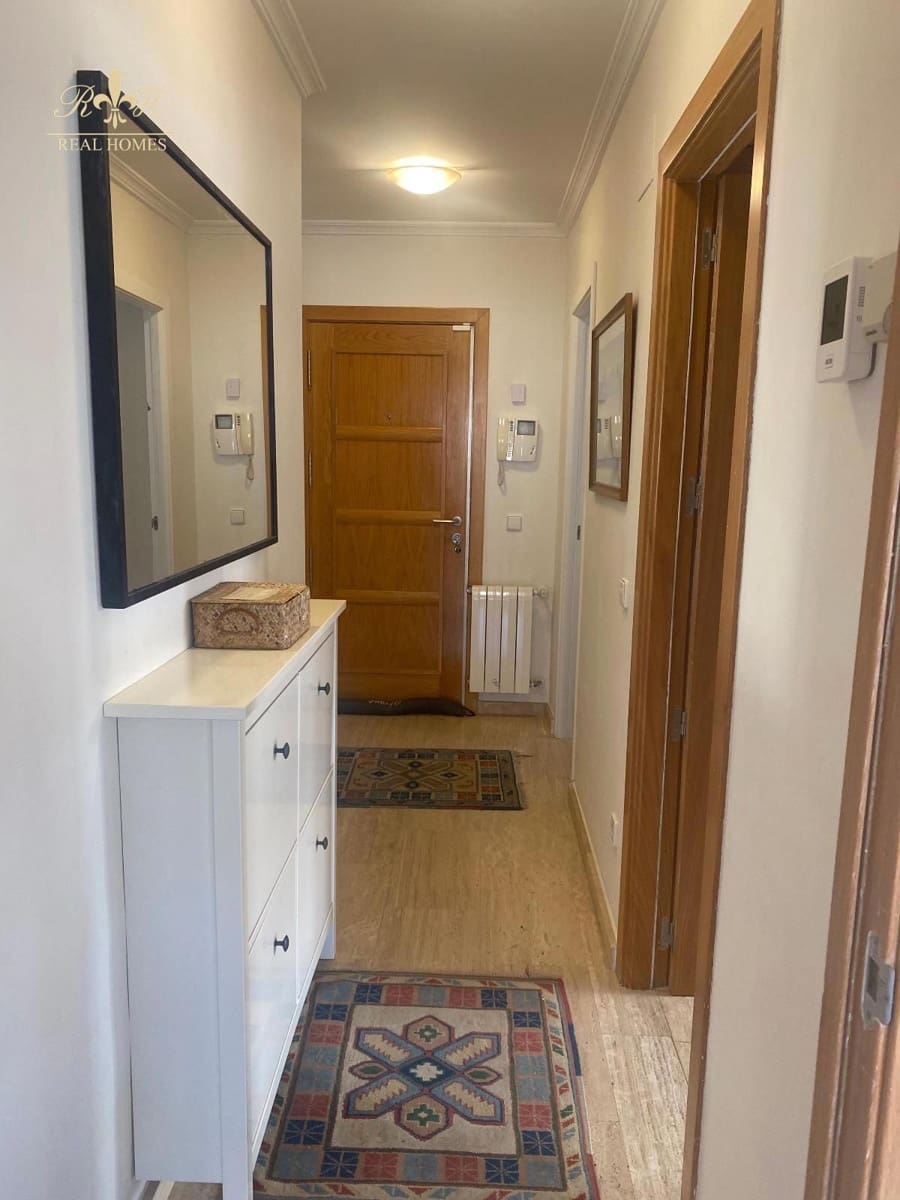 2 quarto Apartamento para arrendar em Albir com piscina - 1 500 € (Ref: 8499174)