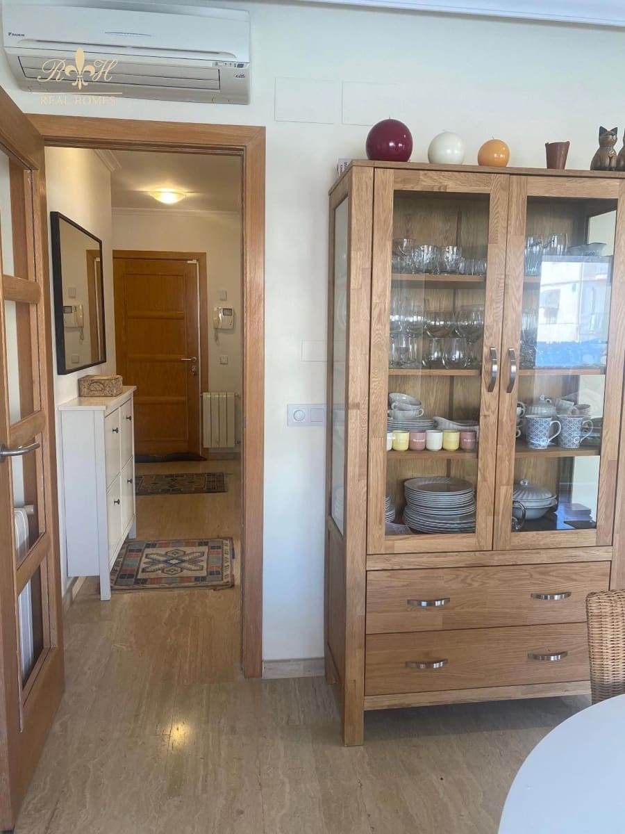 2 quarto Apartamento para arrendar em Albir com piscina - 1 500 € (Ref: 8499174)