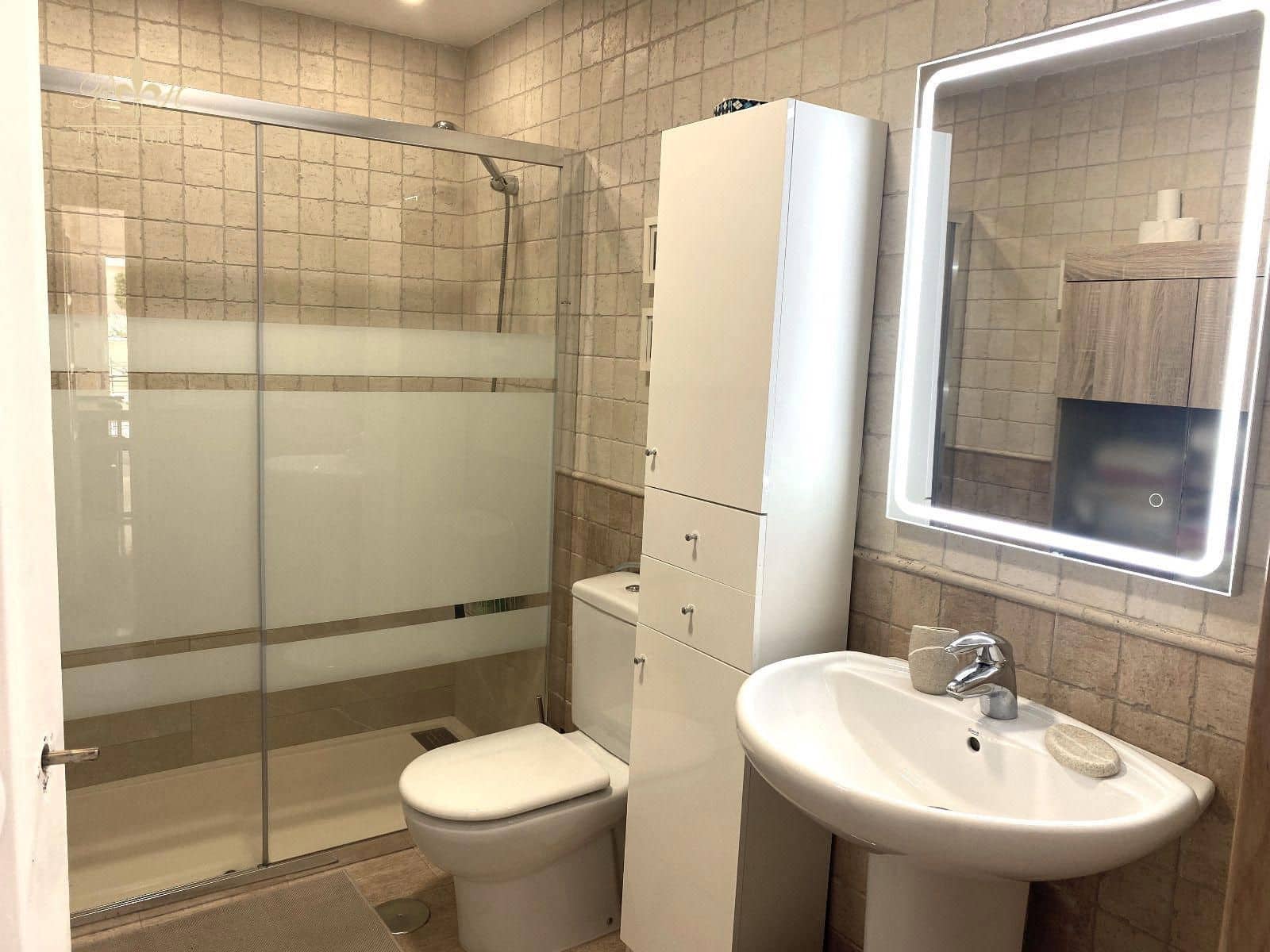 2 quarto Apartamento para arrendar em Albir com piscina - 1 500 € (Ref: 8499174)