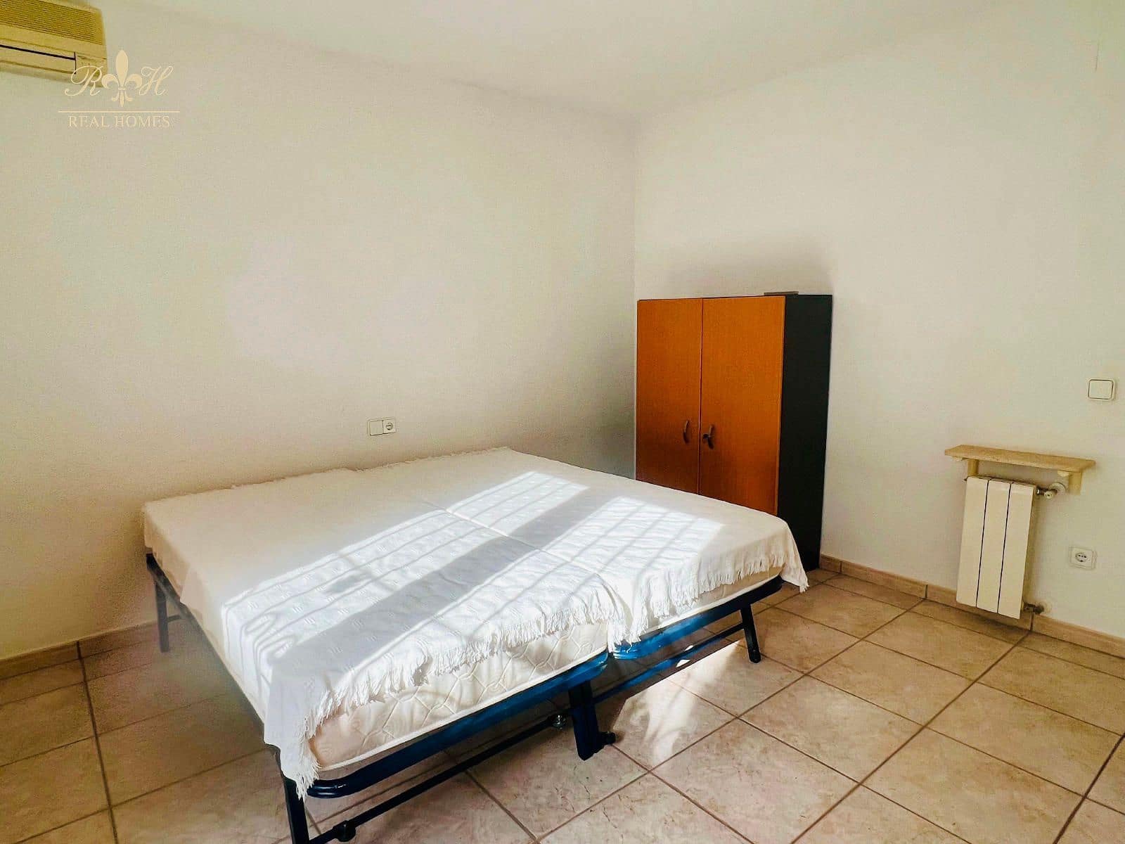 3 makuuhuone Huvila myytävänä paikassa Albir mukana uima-altaan 
autotalli - 479 000 € (Ref: 8566862)