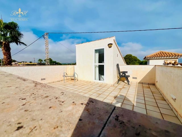 3 soverom Villa til salgs i Albir, Alfaz del Pi / L'Alfàs del Pi med svømmebasseng garasje - € 479 000 (Ref: 8566862)