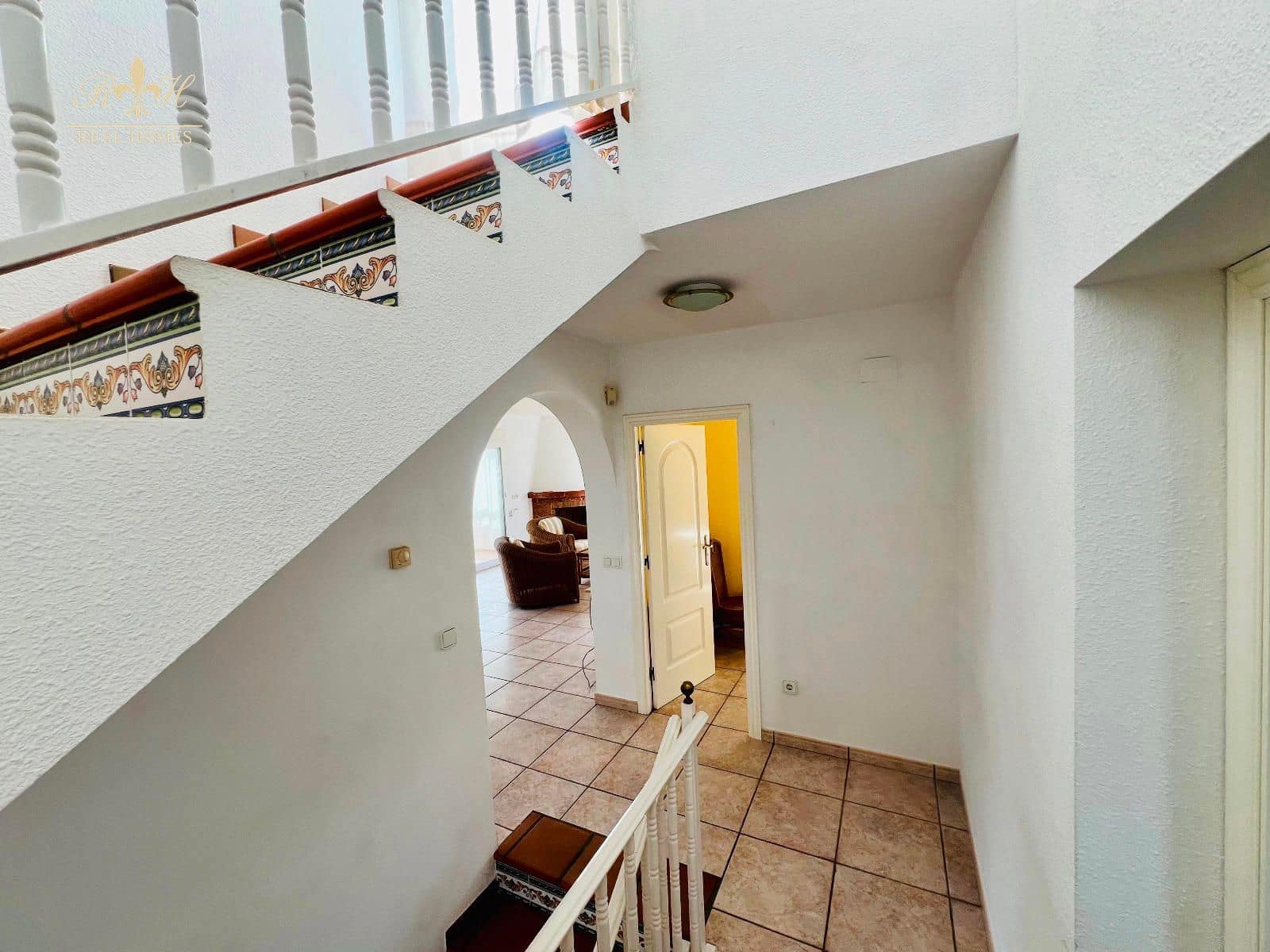 3 makuuhuone Huvila myytävänä paikassa Albir mukana uima-altaan 
autotalli - 479 000 € (Ref: 8566862)