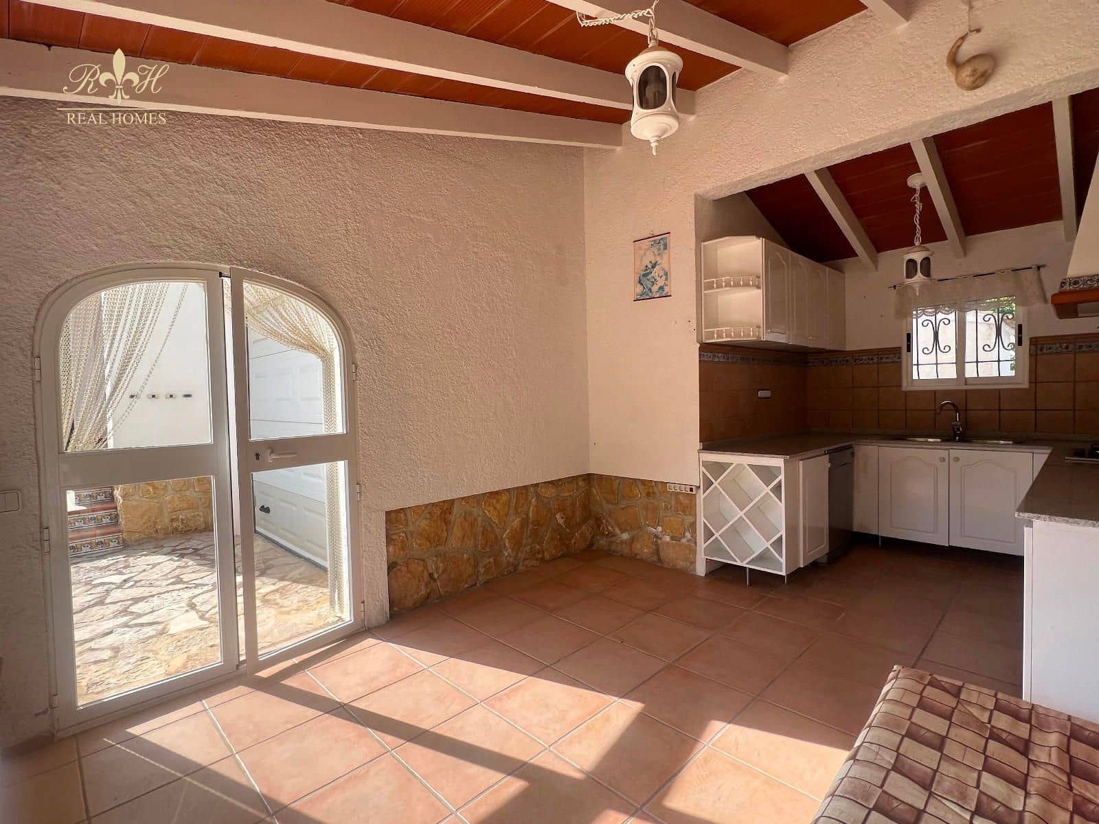 3 makuuhuone Huvila myytävänä paikassa Albir mukana uima-altaan 
autotalli - 479 000 € (Ref: 8566862)