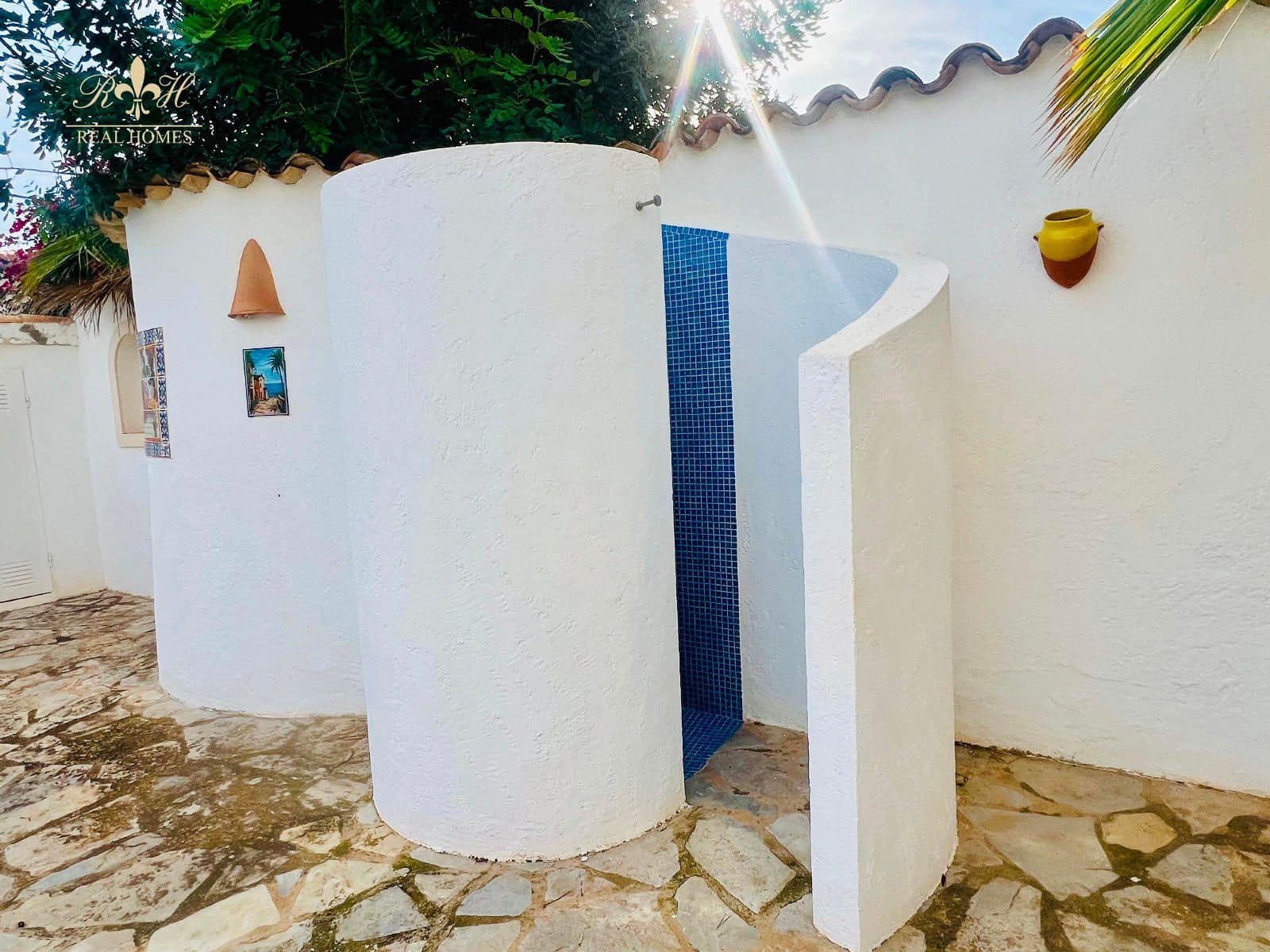 3 makuuhuone Huvila myytävänä paikassa Albir mukana uima-altaan 
autotalli - 479 000 € (Ref: 8566862)