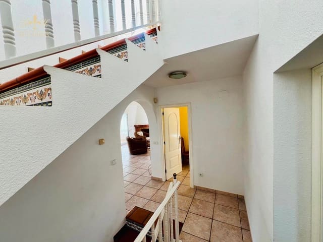 3 soverom Villa til salgs i Albir, Alfaz del Pi / L'Alfàs del Pi med svømmebasseng garasje - € 479 000 (Ref: 8566862)