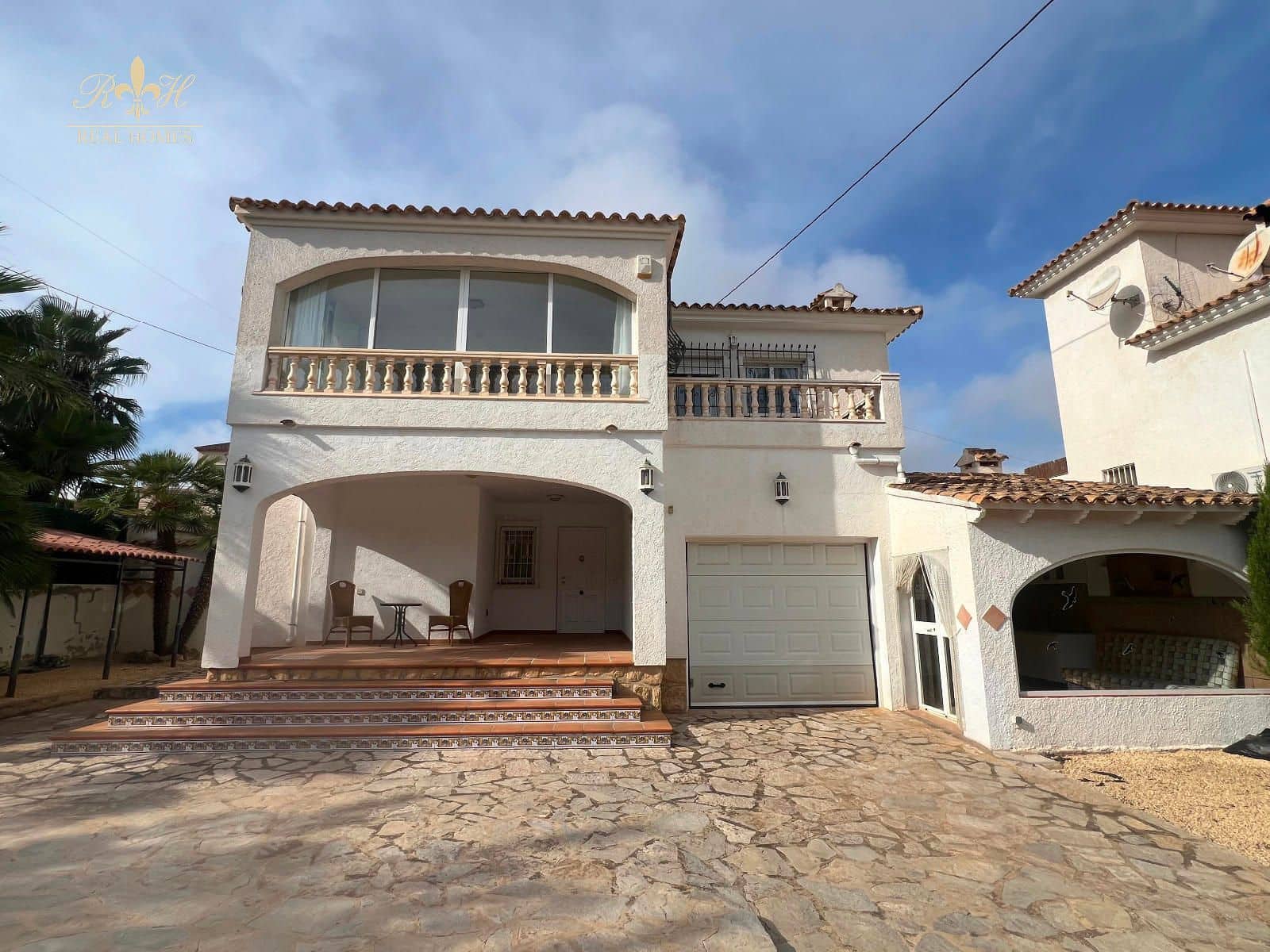 3 makuuhuone Huvila myytävänä paikassa Albir mukana uima-altaan 
autotalli - 479 000 € (Ref: 8566862)