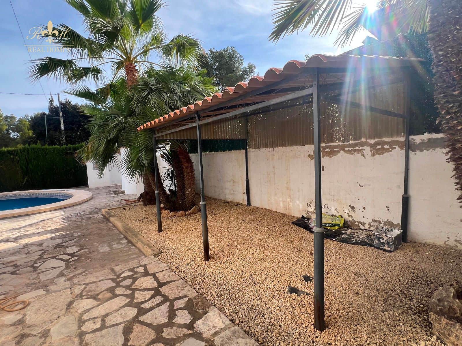 3 makuuhuone Huvila myytävänä paikassa Albir mukana uima-altaan 
autotalli - 479 000 € (Ref: 8566862)