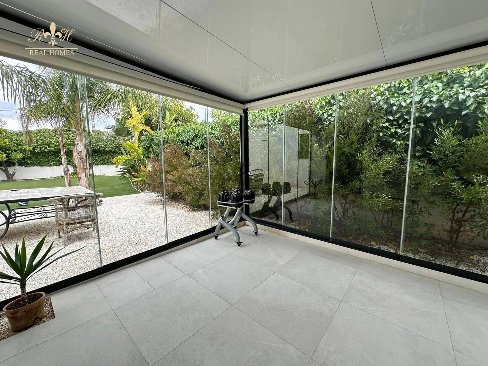 3 sypialnia Willa do wynajęcia w Albir z basenem garażem - 3 600 € (Ref: 8573621)