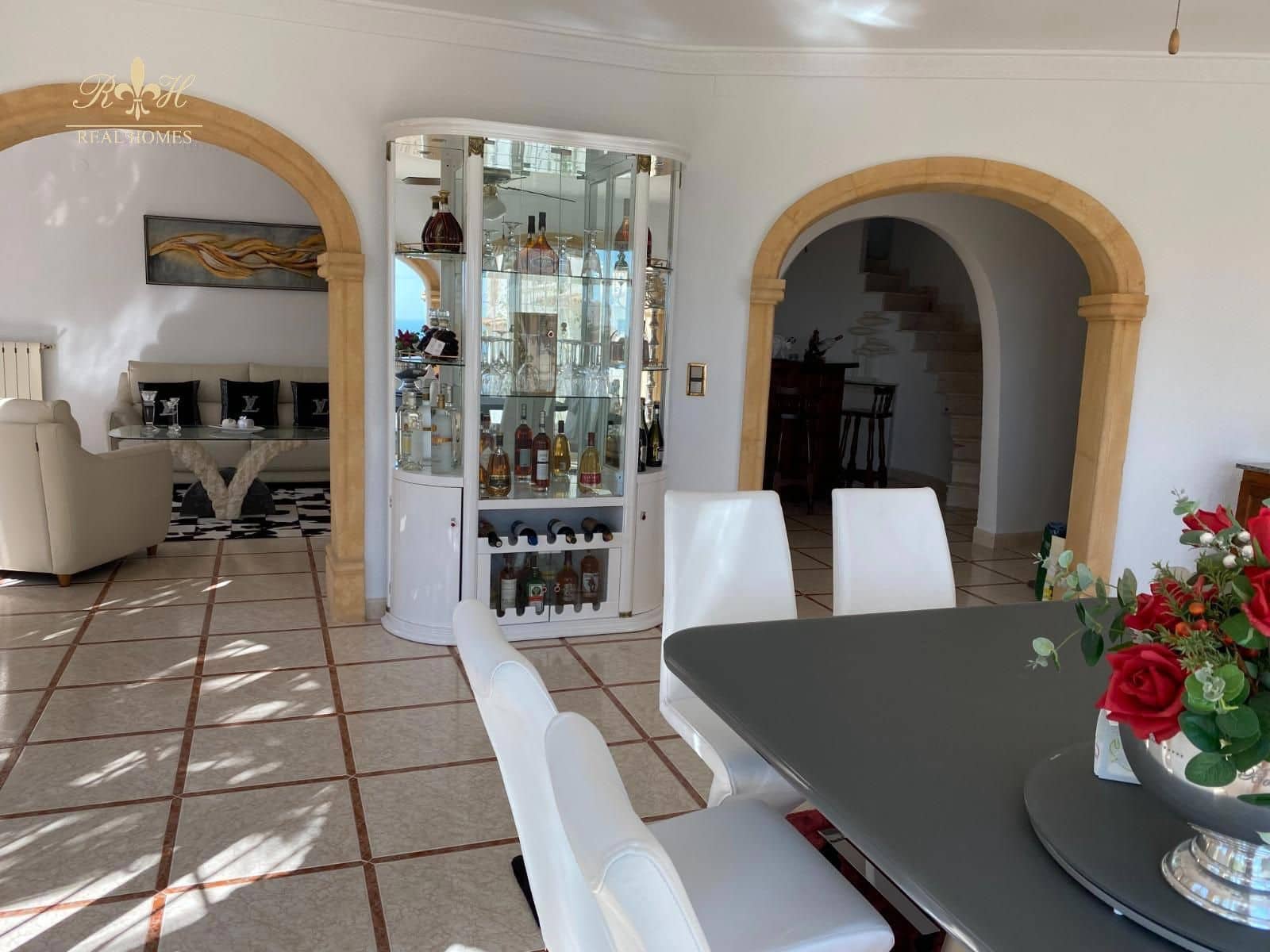 4 soverom Villa til salgs i Moraira med svømmebasseng garasje - € 1 190 000 (Ref: 8585559)