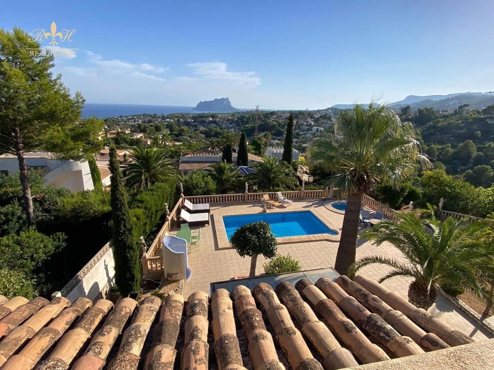 4 soverom Villa til salgs i Moraira med svømmebasseng garasje - € 1 190 000 (Ref: 8585559)