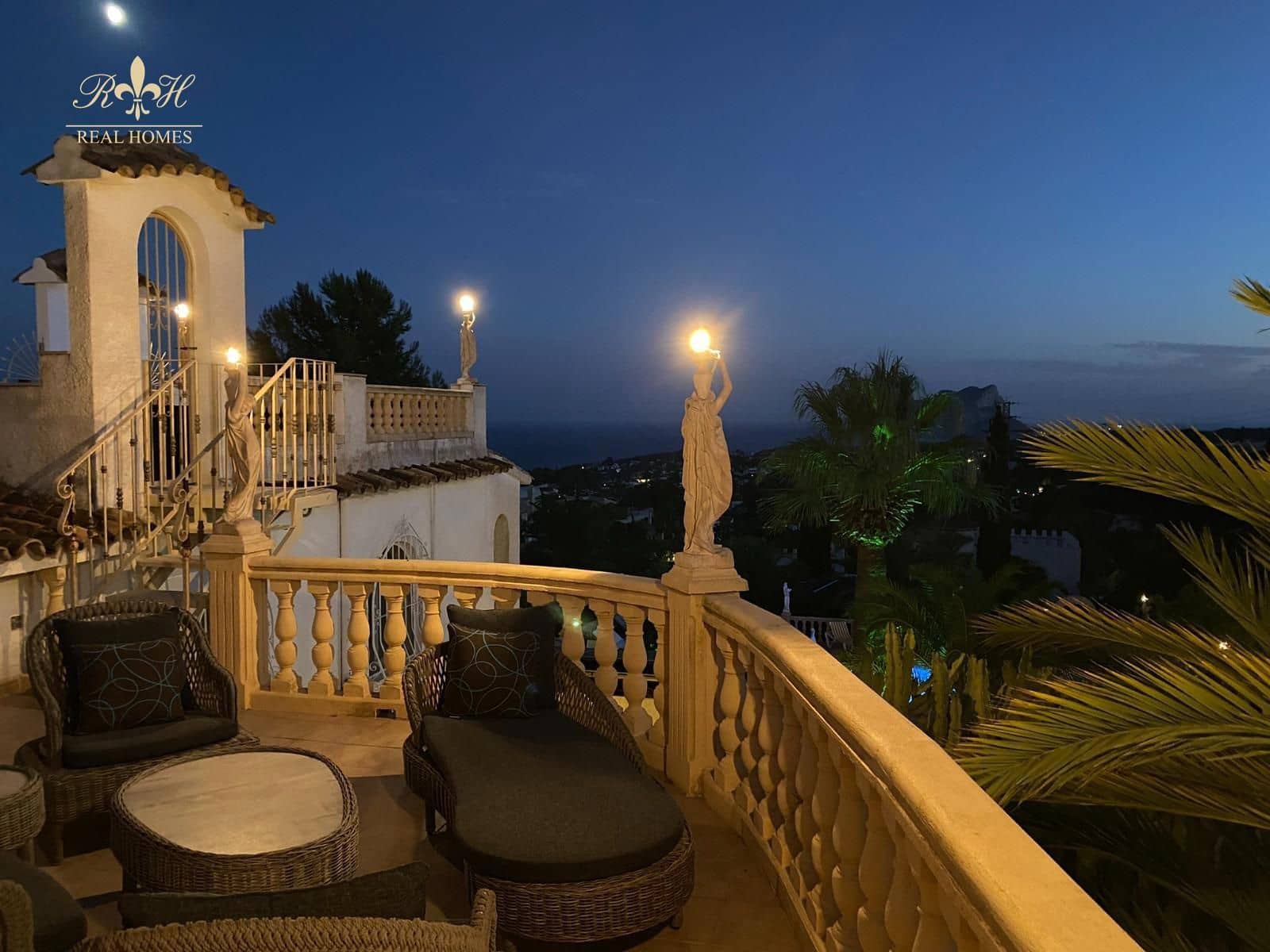 4 soverom Villa til salgs i Moraira med svømmebasseng garasje - € 1 190 000 (Ref: 8585559)