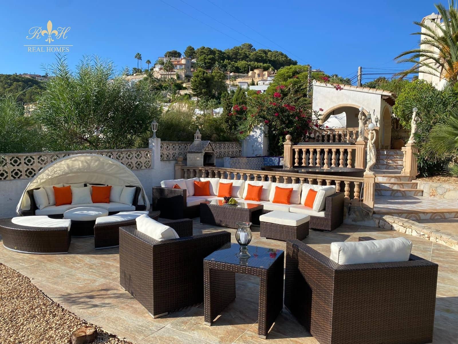 4 soverom Villa til salgs i Moraira med svømmebasseng garasje - € 1 190 000 (Ref: 8585559)