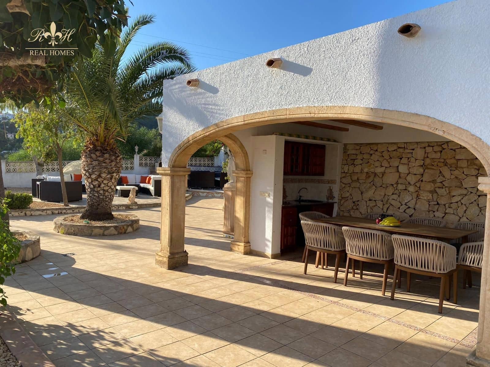 4 soverom Villa til salgs i Moraira med svømmebasseng garasje - € 1 190 000 (Ref: 8585559)