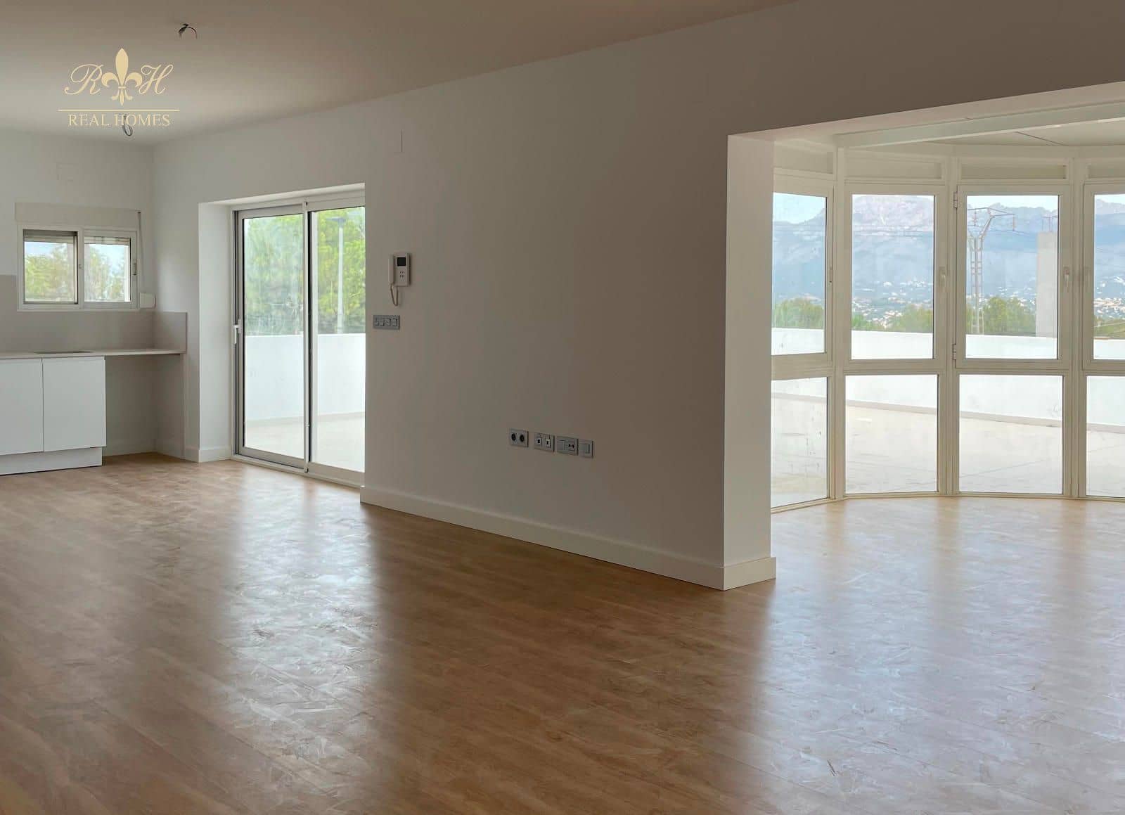 5 sypialnia Dom na sprzedaż w Albir z basenem - 795 000 € (Ref: 8634989)