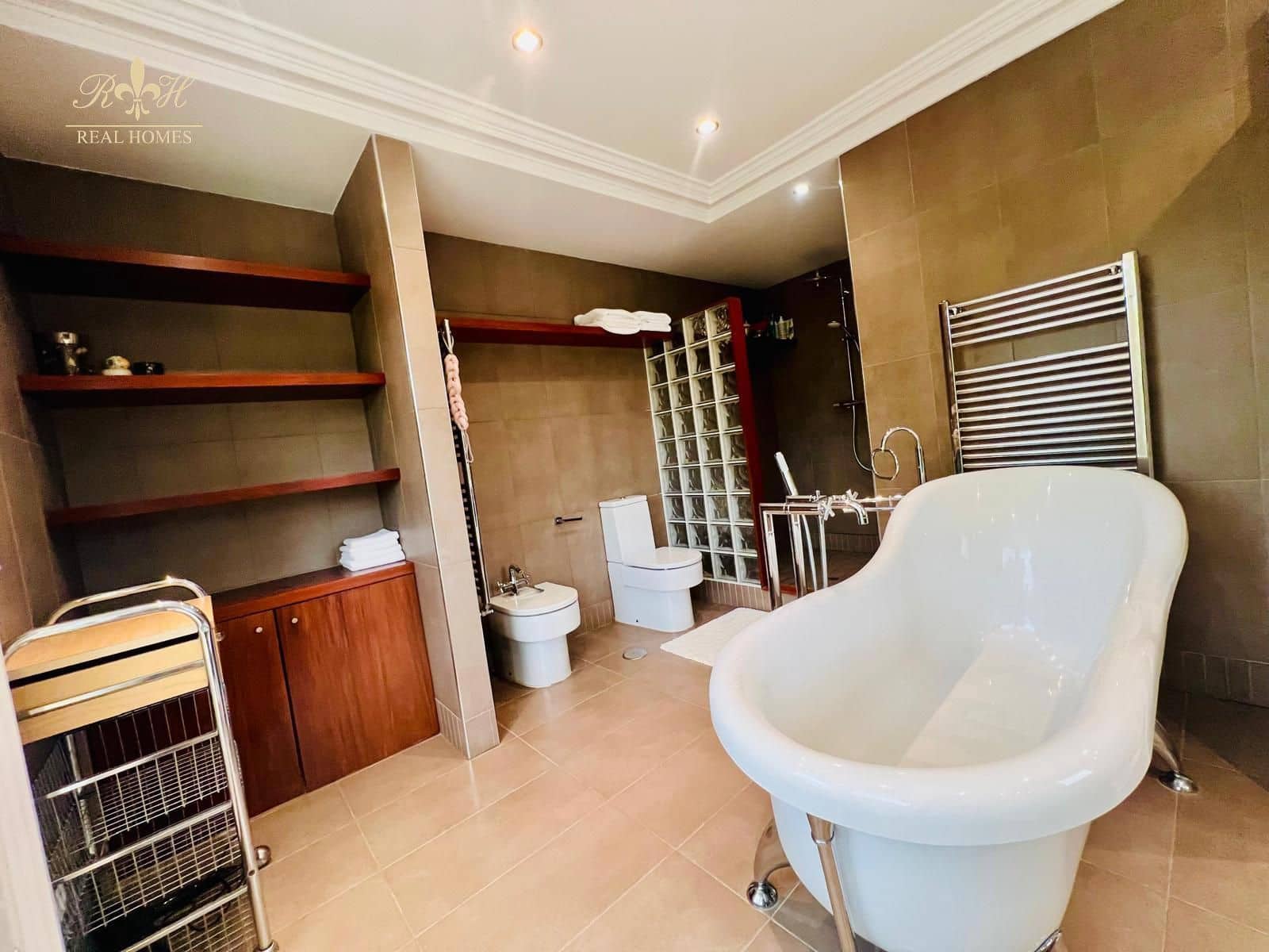 8 soveværelse Villa til leje i Altea med swimmingpool garage - € 10.000 (Ref: 8637860)