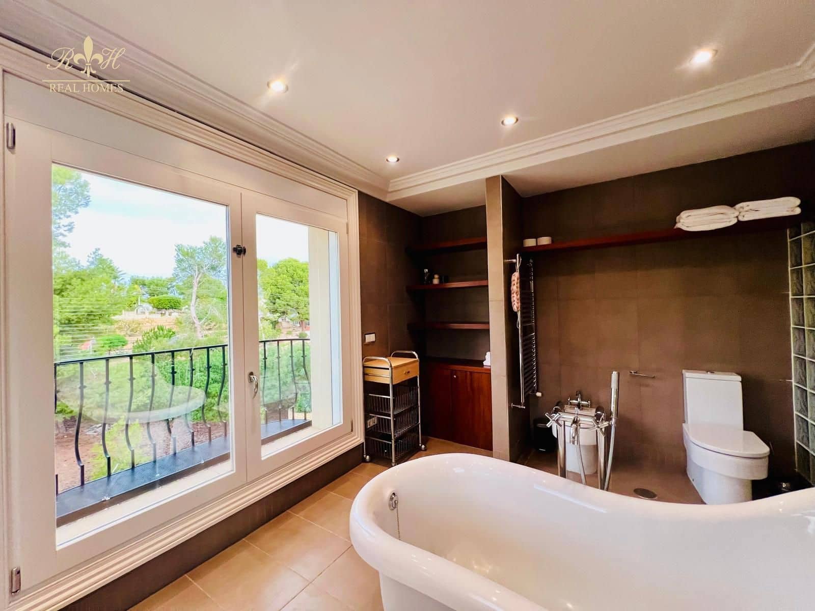 8 soveværelse Villa til leje i Altea med swimmingpool garage - € 10.000 (Ref: 8637860)