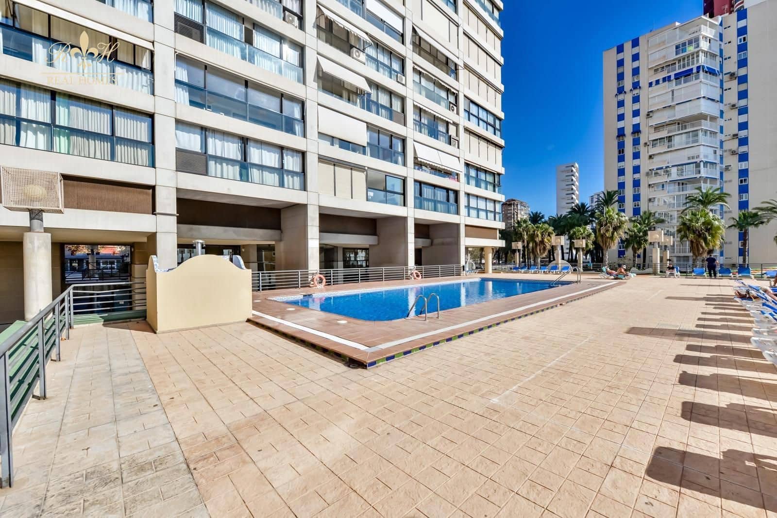 8 sovrum Takvåning till salu i Benidorm med pool garage - 2 500 000 € (Ref: 8664588)