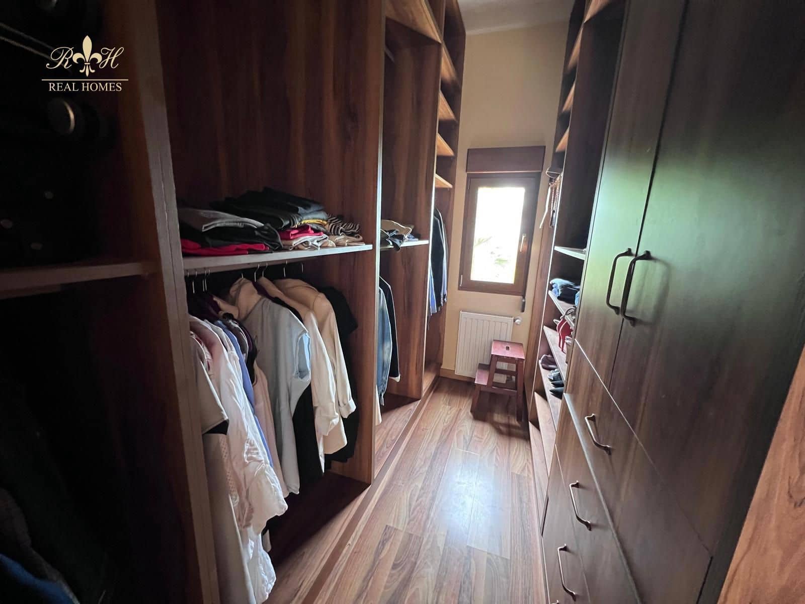 3 soverom Villa til salgs i Alfaz del Pi / L'Alfas del Pi med svømmebasseng - € 950 000 (Ref: 8665824)