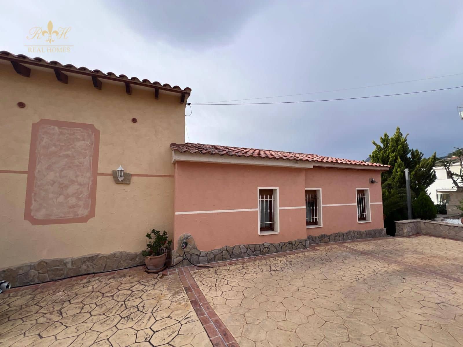 3 soverom Villa til salgs i Alfaz del Pi / L'Alfas del Pi med svømmebasseng - € 950 000 (Ref: 8665824)