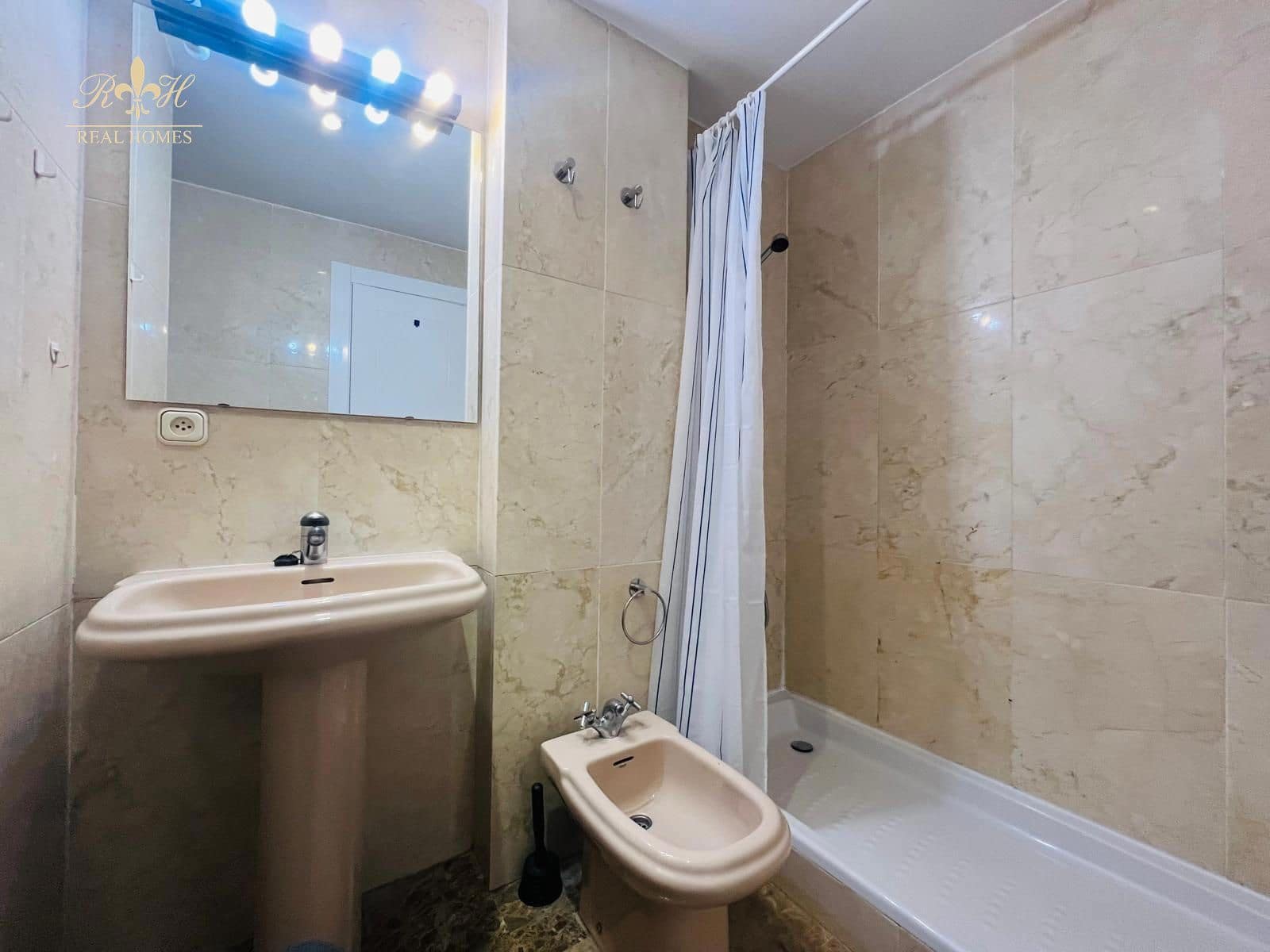 Piso de 2 habitaciones en Albir en alquiler con piscina - 1.200 € (Ref: 8688441)