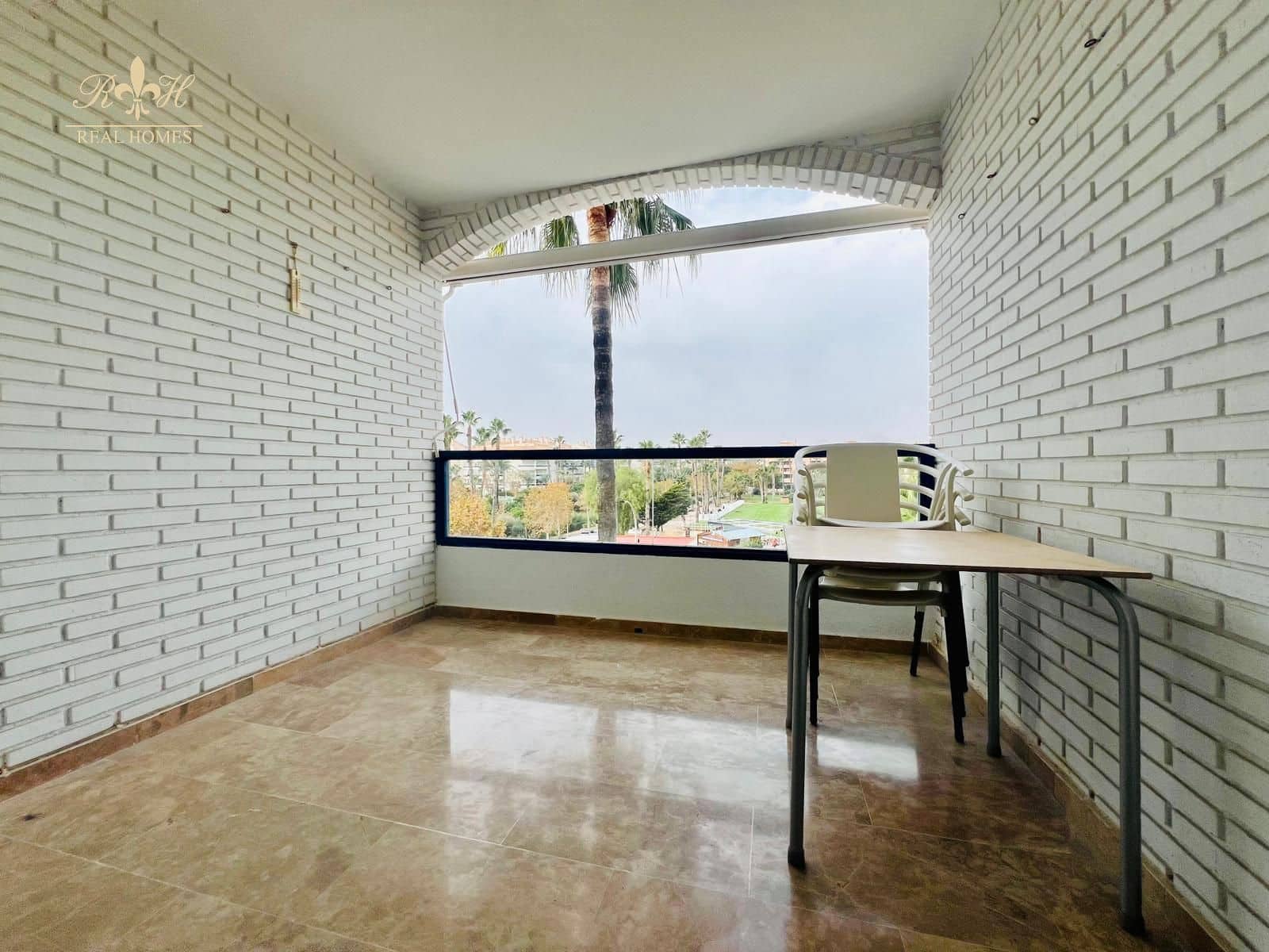 Piso de 2 habitaciones en Albir en alquiler con piscina - 1.200 € (Ref: 8688441)