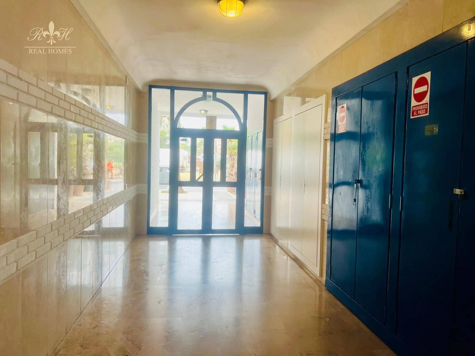 Piso de 2 habitaciones en Albir en alquiler con piscina - 1.200 € (Ref: 8688441)