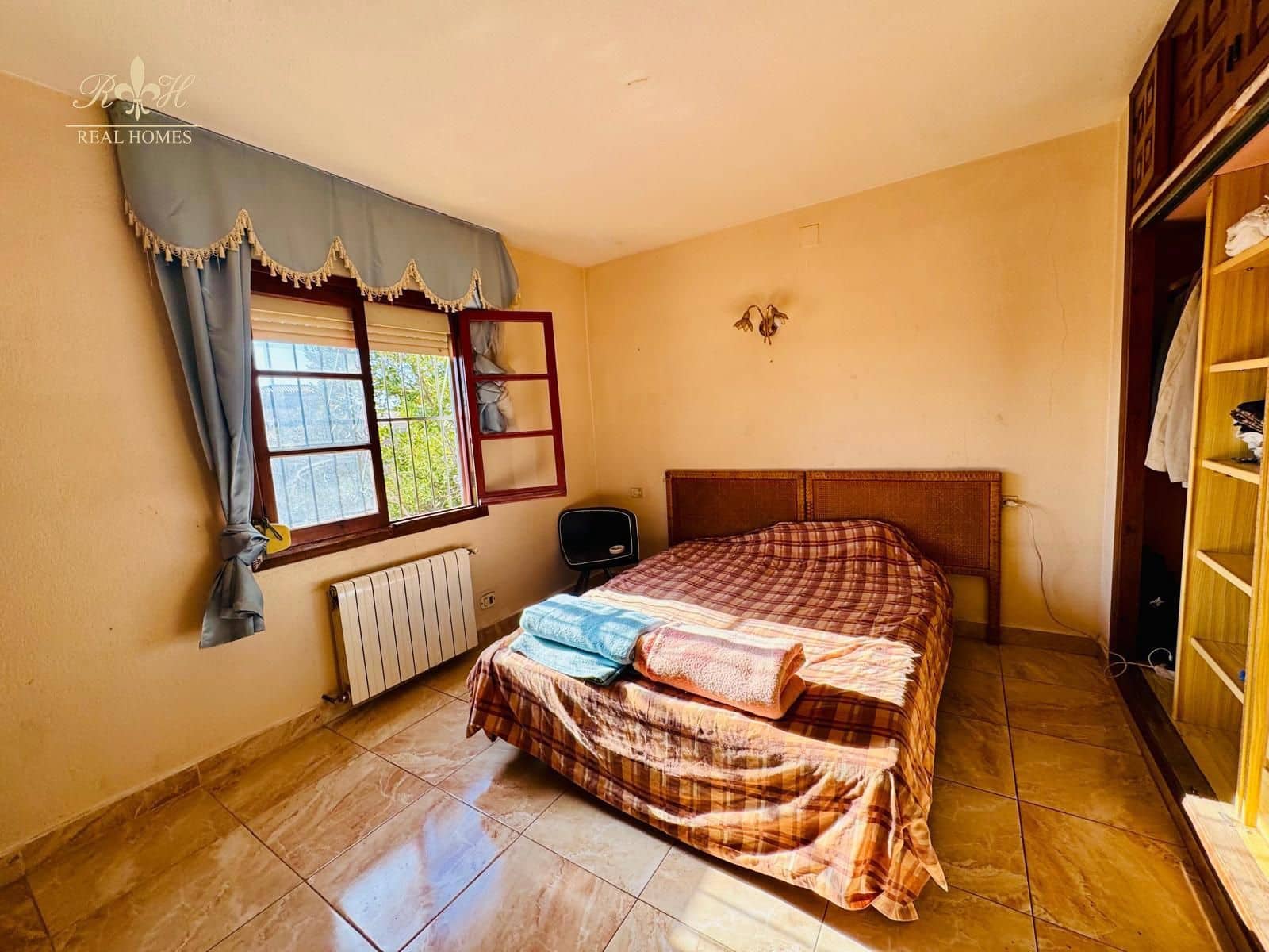 3 sovrum Villa till salu i Alfaz del Pi / L'Alfas del Pi med pool garage - 450 000 € (Ref: 8778943)