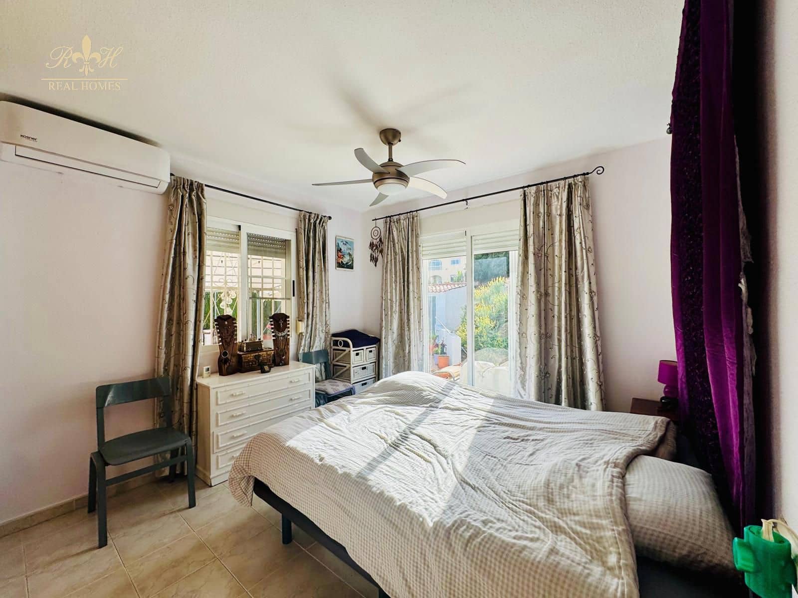 3 quarto Moradia para venda em La Nucia com piscina - 395 000 € (Ref: 8895418)