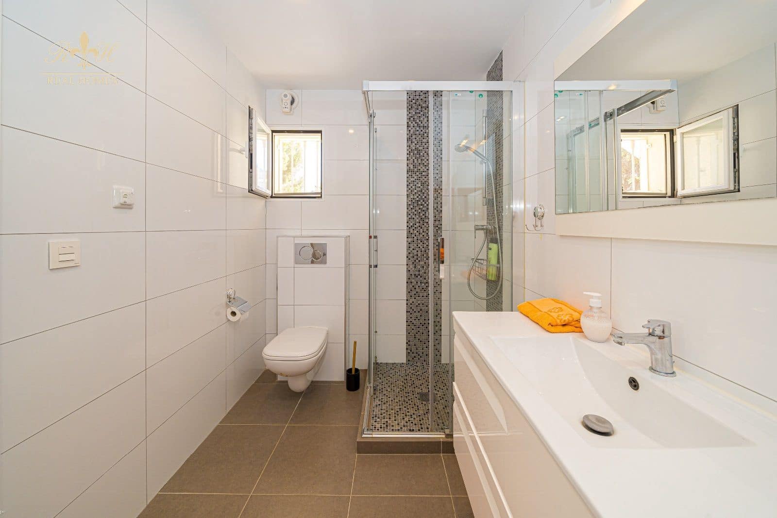 4 soveværelse Villa til salg i Albir med swimmingpool garage - € 795.000 (Ref: 8904012)