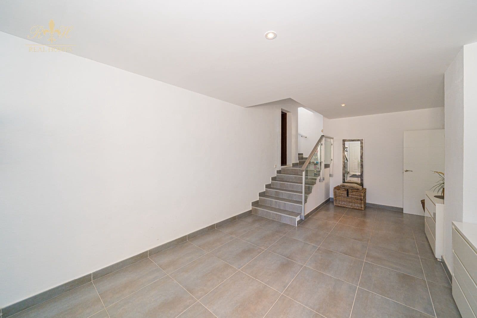 4 soveværelse Villa til salg i Albir med swimmingpool garage - € 795.000 (Ref: 8904012)