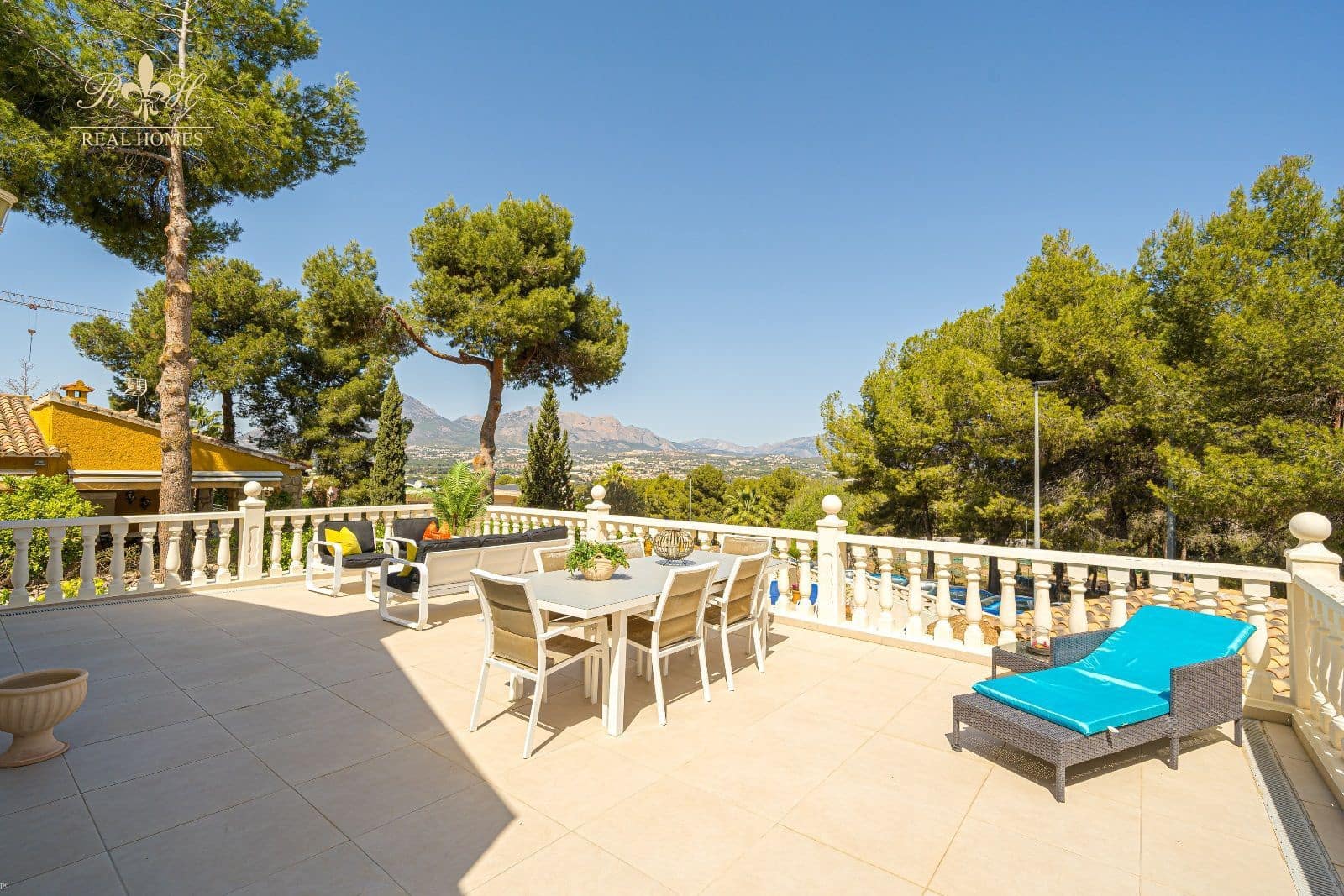 4 soveværelse Villa til salg i Albir med swimmingpool garage - € 795.000 (Ref: 8904012)