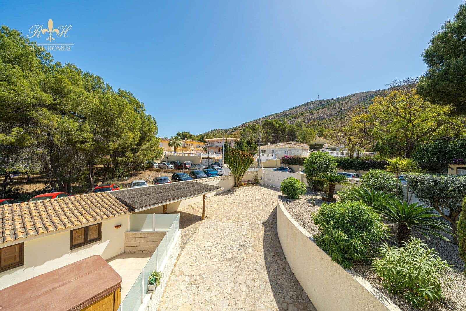 4 soveværelse Villa til salg i Albir med swimmingpool garage - € 795.000 (Ref: 8904012)
