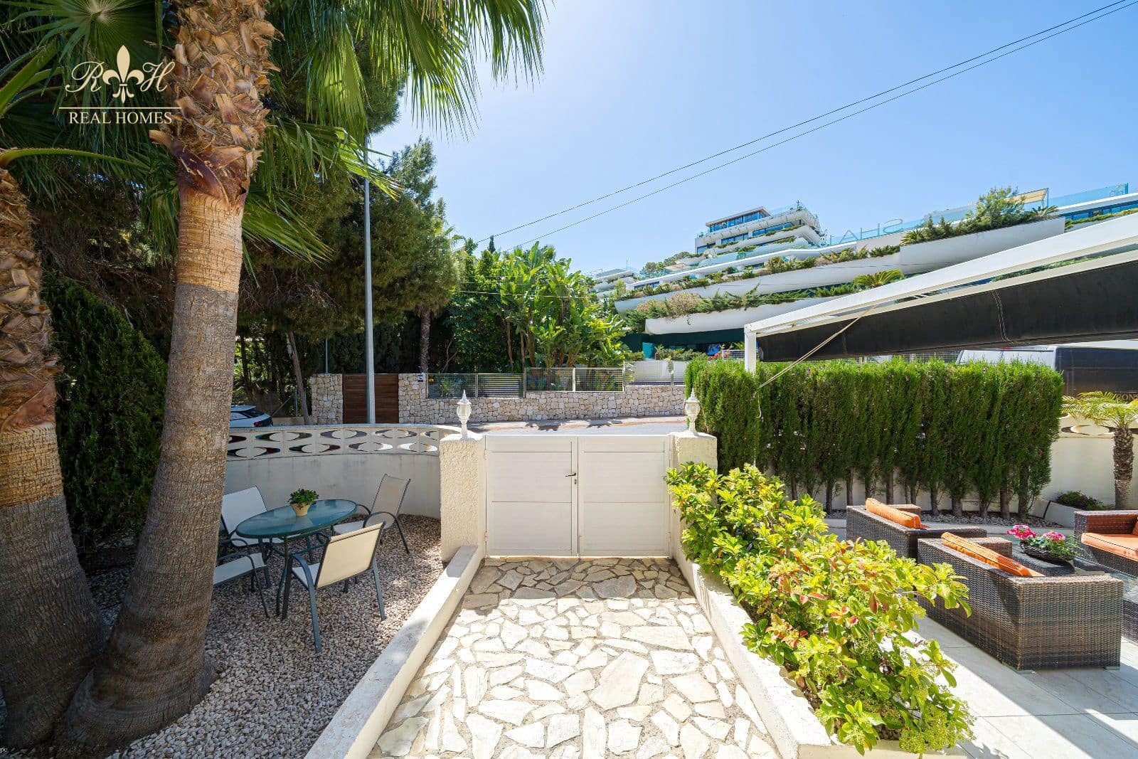 4 soveværelse Villa til salg i Albir med swimmingpool garage - € 795.000 (Ref: 8904012)