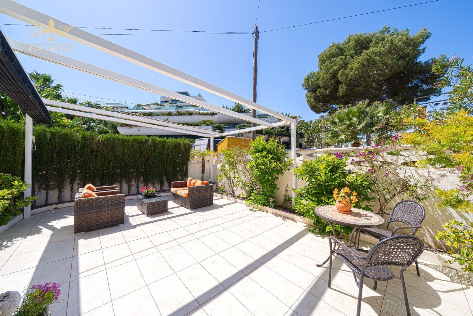 4 soveværelse Villa til salg i Albir med swimmingpool garage - € 795.000 (Ref: 8904012)