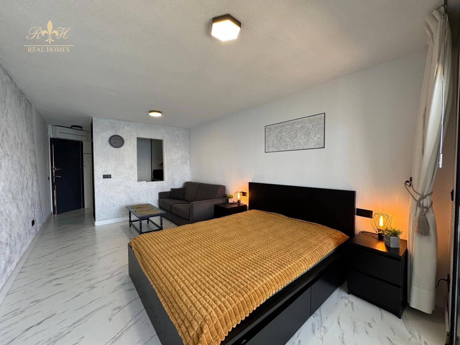 1 bedroom Flat for sale in Benidorm with pool garage - € 320,000 (Ref: 8914309)