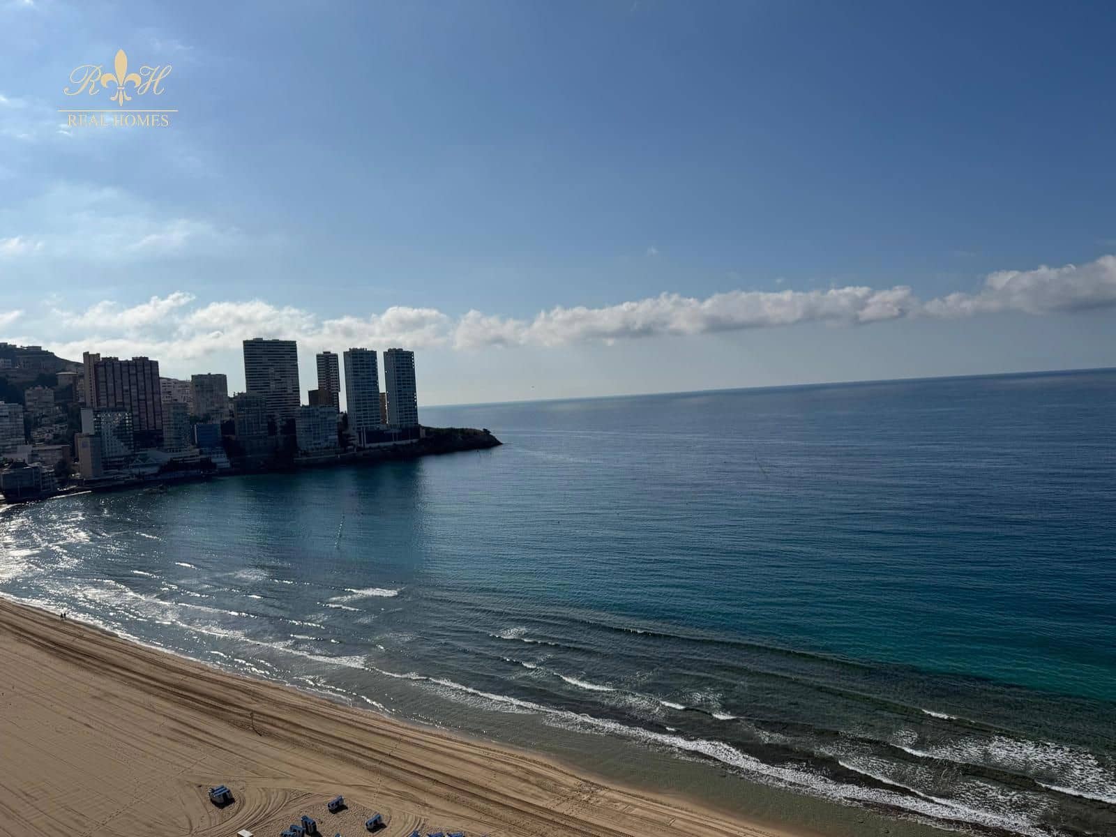 1 bedroom Flat for sale in Benidorm with pool garage - € 320,000 (Ref: 8914309)