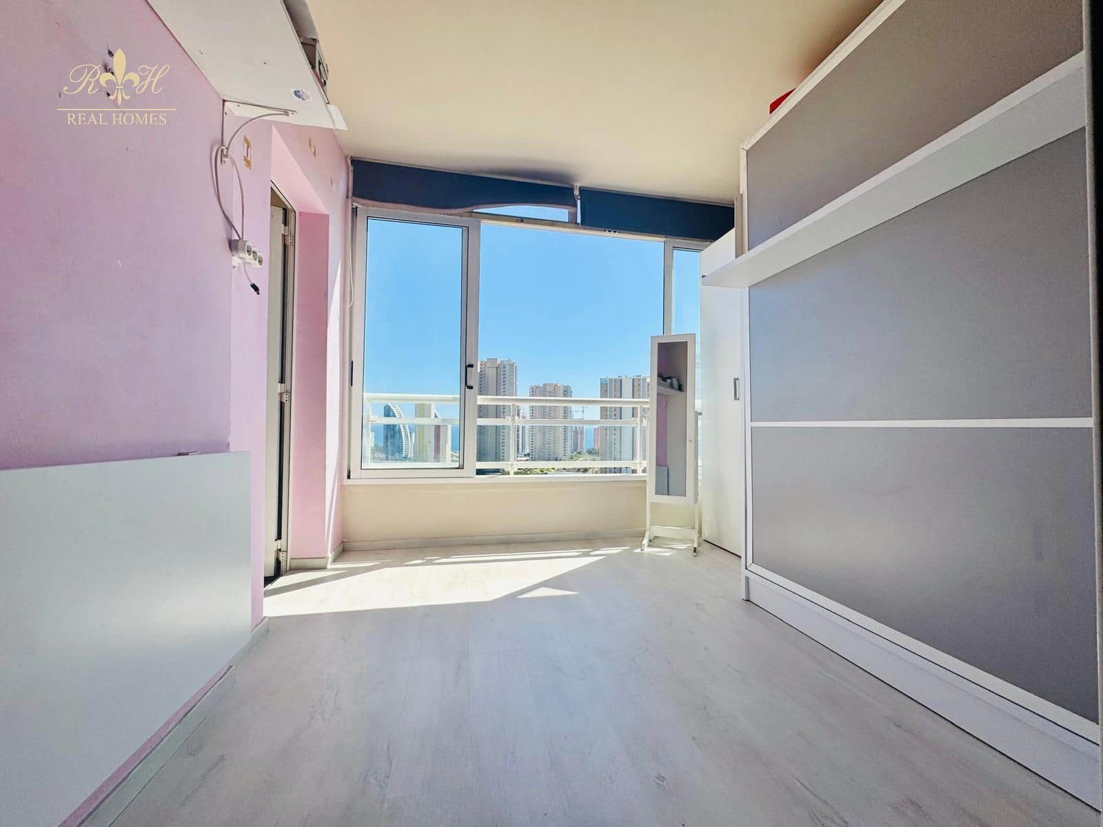 2 soveværelse Lejlighed til salg i Benidorm med swimmingpool garage - € 226.000 (Ref: 8915707)