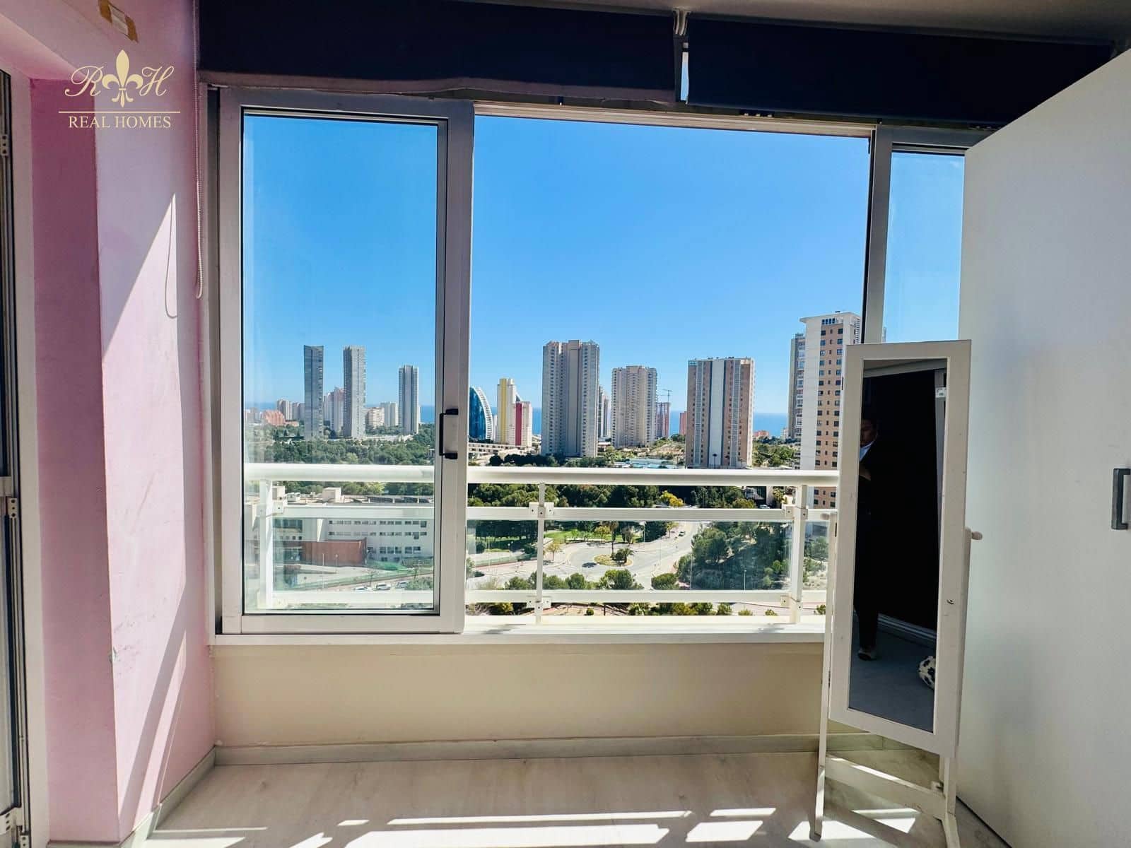 2 soveværelse Lejlighed til salg i Benidorm med swimmingpool garage - € 226.000 (Ref: 8915707)