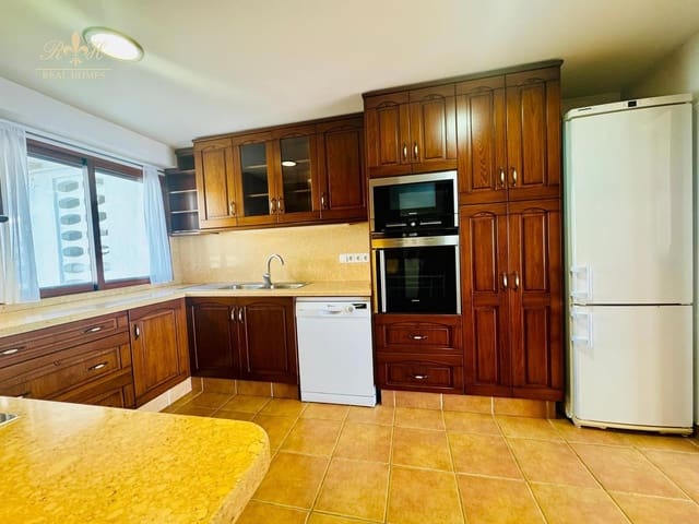 Piso de 4 habitaciones en Altea en venta - 895.000 € (Ref: 8915834)