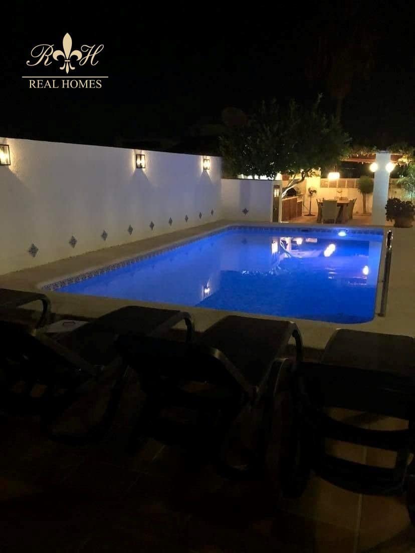 5 soveværelse Byhus til salg i Albir med swimmingpool garage - € 679.000 (Ref: 8927954)