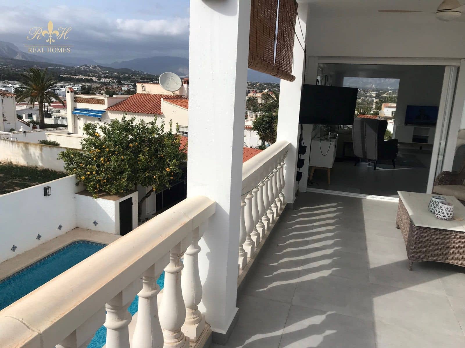 5 soveværelse Byhus til salg i Albir med swimmingpool garage - € 679.000 (Ref: 8927954)